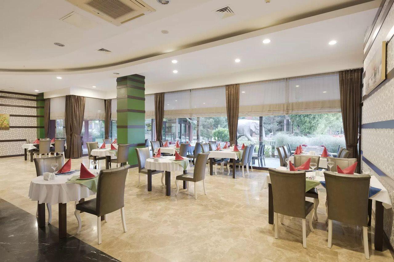 Siam Elegance Hotel & Spa Белек Екстериор снимка