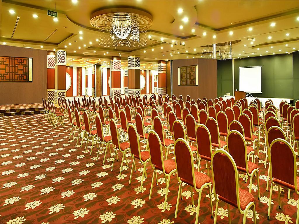 Siam Elegance Hotel & Spa Белек Екстериор снимка